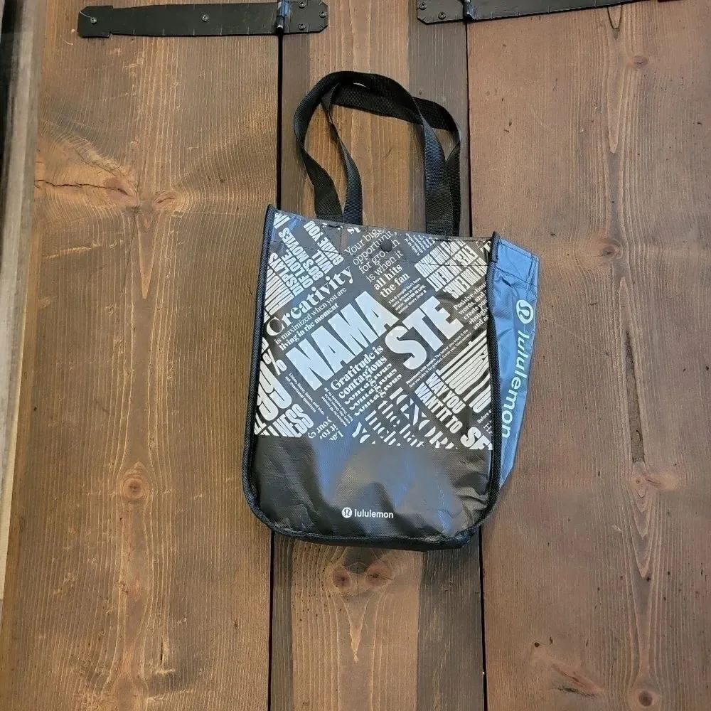 LULULEMON Namaste Small Reusable Bag Tote